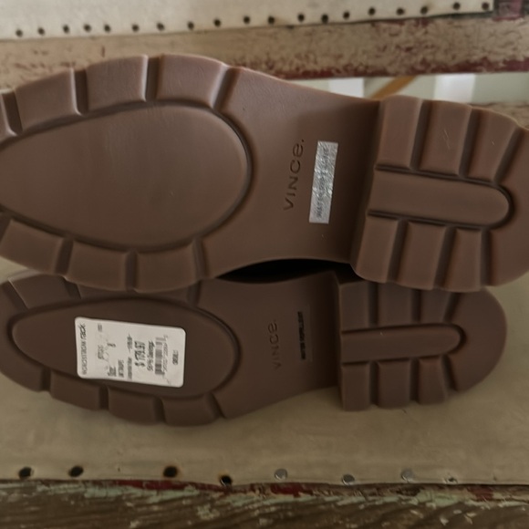 Vince Remi Boots Leather Block Heel Booties Dark Taupe NEW - Picture 6 of 7